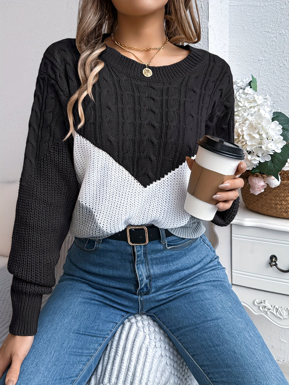Colour Block Round Neck Knit Jumper for Women | Relaxed Fit Casual Wear
