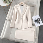 Women Blazer | Tailored cut with matching straight-leg trousers