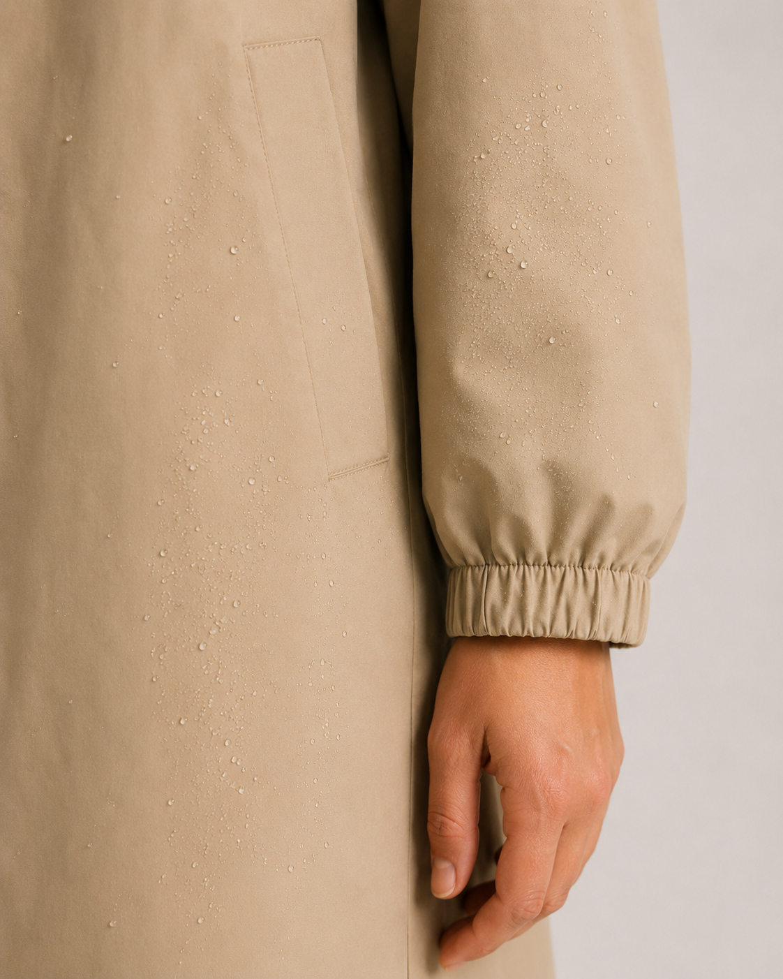 Lightweight Tailored Mid-Length Raincoat for Women
