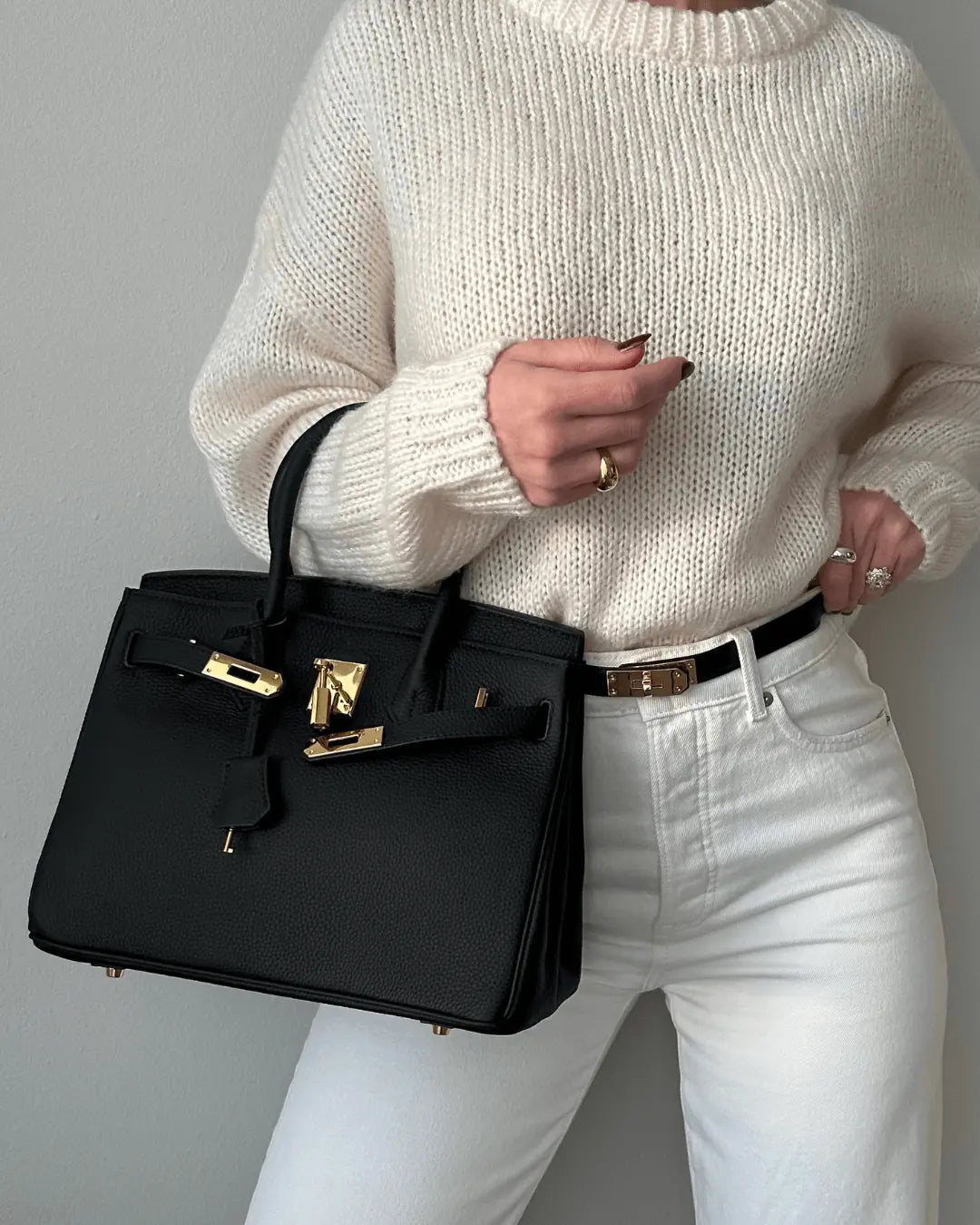 Genuine Leather Twist Lock Handbag with Gold Hardware and Pockets for Women