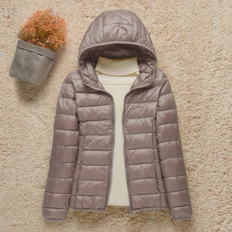 Polyester Lightweight Packable Hooded Down Jacket for Women | Winter Travel